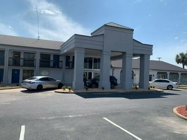 Exterior - Urban Lofts (Cordele)