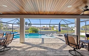 Pool - Heated Pool | Elite Living| Kayaks|Outdoor Kitchen (Cape Coral)
