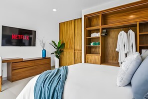 1 quarto, ferros/tábuas de passar roupa