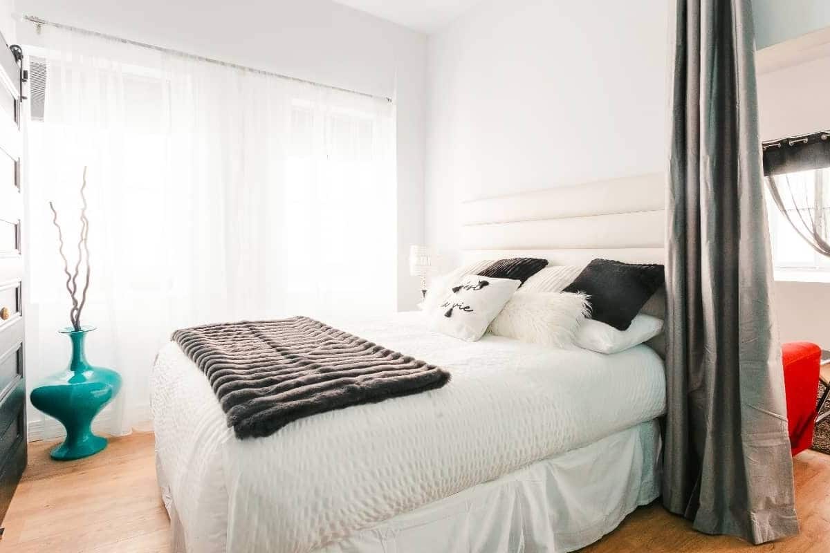 Loft Confort, vista parcial al océano | 1 habitación, decoración personalizada y wifi gratis