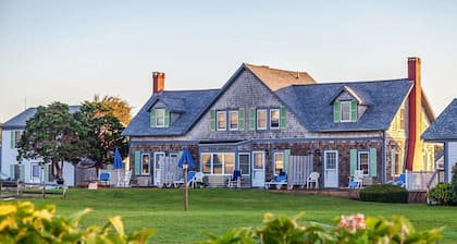 Cape Cod Ste | PvtBalcony+BayView | No Hidden Fees