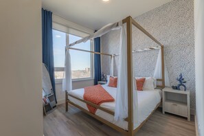 4 habitaciones, escritorio, tabla de planchar con plancha y wifi gratis