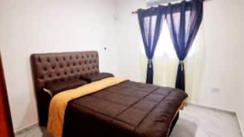 1 bedroom, internet, bed sheets