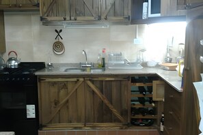 Fridge, microwave, oven, coffee/tea maker