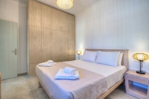 Comfort Apartment, City View | Interior - Erato City House (Santorini)