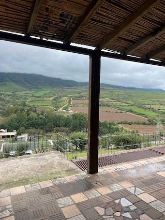 Property grounds. Relax at La Ramada – Tafí del Valle