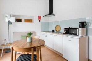 Fridge, microwave, coffee/tea maker