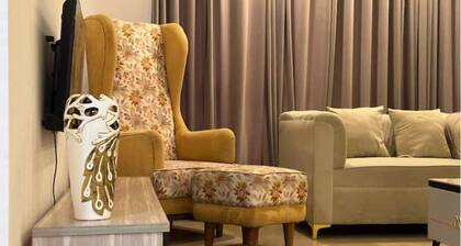 Private Oasis Garden Stunning 3 Bedroom Apartment