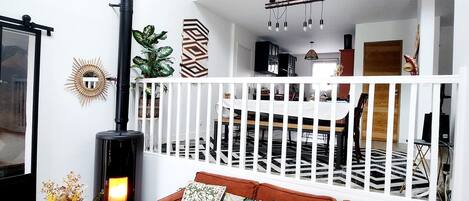 スマートテレビ、暖炉