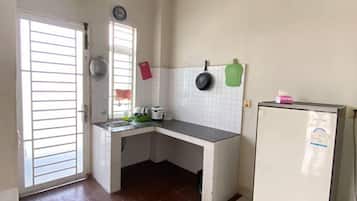 Basic Apartment, 2 Bedrooms, Balcony, City View | Free WiFi