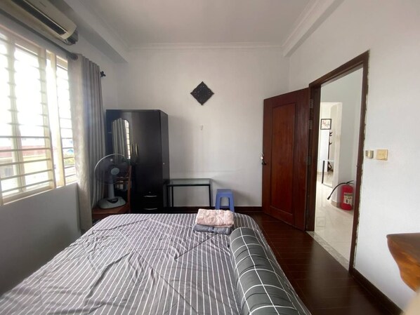 Basic Apartment, 2 Bedrooms, Balcony, City View | Free WiFi
