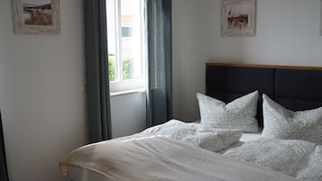 3 quartos, ferros/tĂĄbuas de passar roupa, Wi-Fi, roupa de cama
