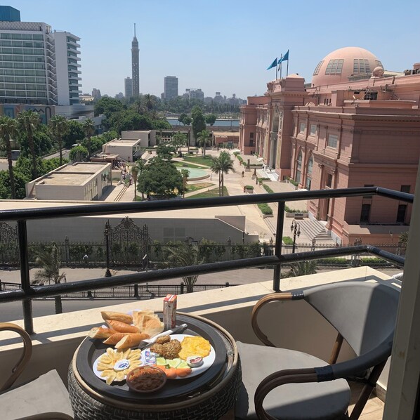Free daily continental breakfast - Elevana Boutique hotel (Cairo)