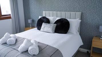 3 sovrum, strykjärn/strykbräda, gratis wi-fi och sängkläder