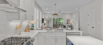 High End Living Fenced Yard King Main 2 Dogs OK