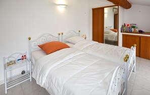 2 bedrooms, free WiFi