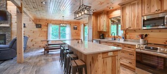 Night Song Lodge | Hocking Hills, New, Sleeps 16