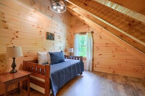 5 bedrooms, free WiFi, bed sheets