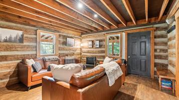 Télévision, cheminée