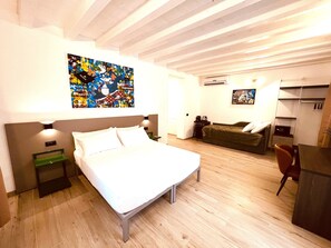 Suite Sauna 1 | In-room safe, soundproofing, free WiFi - 5 Terre hub suite (La Spezia)