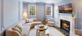 Capitol Hill Gem: Prime Locale