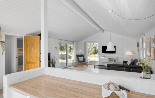 Stunning home in Saltum with WiFi