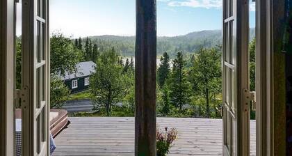 Stunning home in Etnedal with sauna
