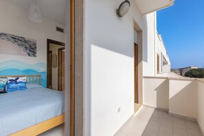 1 bedroom, iron/ironing board, Internet - Appartamento Azure by BarbarHouse (Otranto)