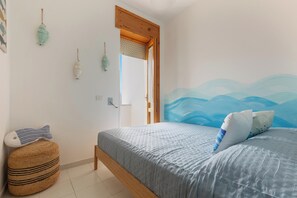 2 bedrooms, iron/ironing board, internet - Appartamento Azure by BarbarHouse (Otranto)