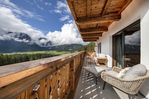 Chalet | Property grounds