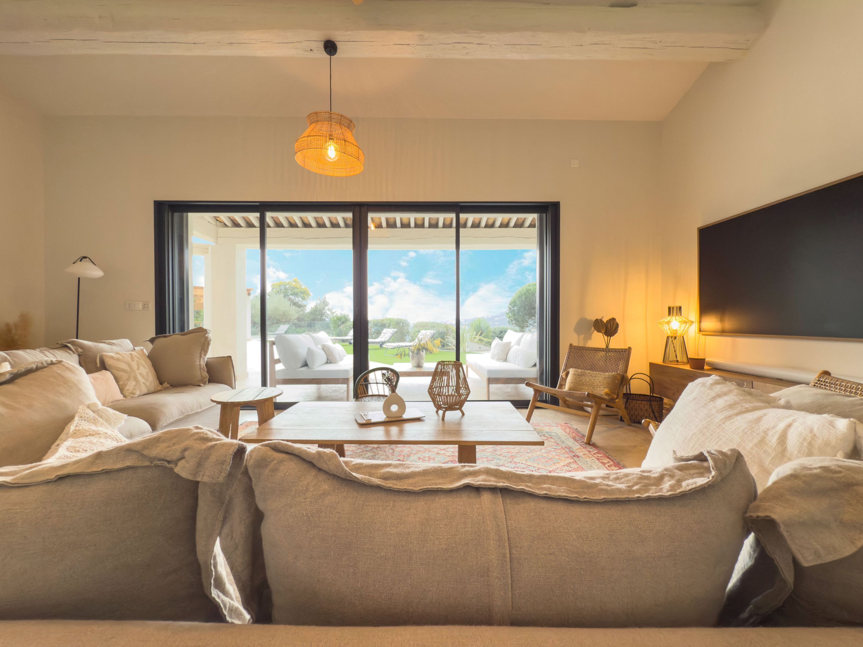 Biệt thự, hút thuốc | 6 phòng ngủ 