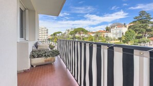 Unclassified image, 5 of 17, button - 206 Selvosa in Cannes (Cannes)