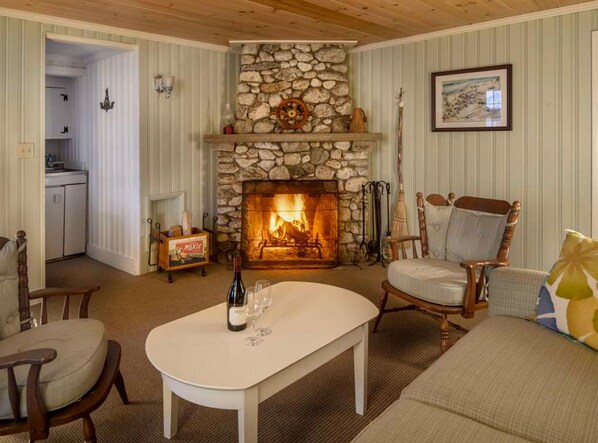 TV, fireplace, offices