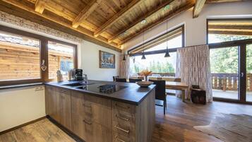 Chalet | Interior