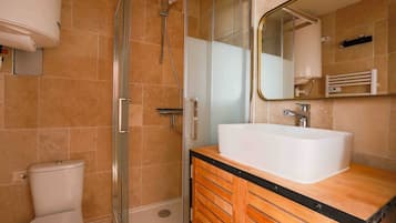 Towels, soap, toilet paper