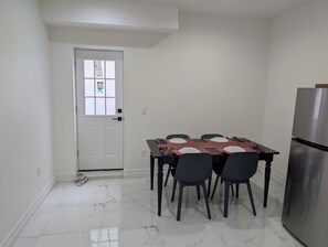 Dining - Modern Comfort - Minimal Style
Entire guest suite in Elmont, New York (Elmont)