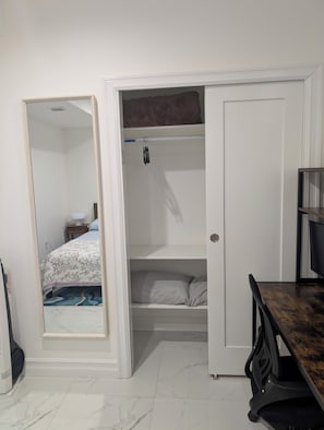 2 bedrooms, in-room safe, desk, iron/ironing board - Modern Comfort - Minimal Style
Entire guest suite in Elmont, New York (Elmont)