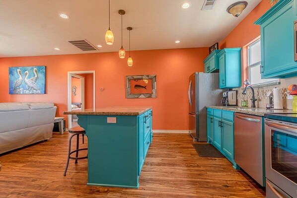 Fridge, microwave, oven, stovetop