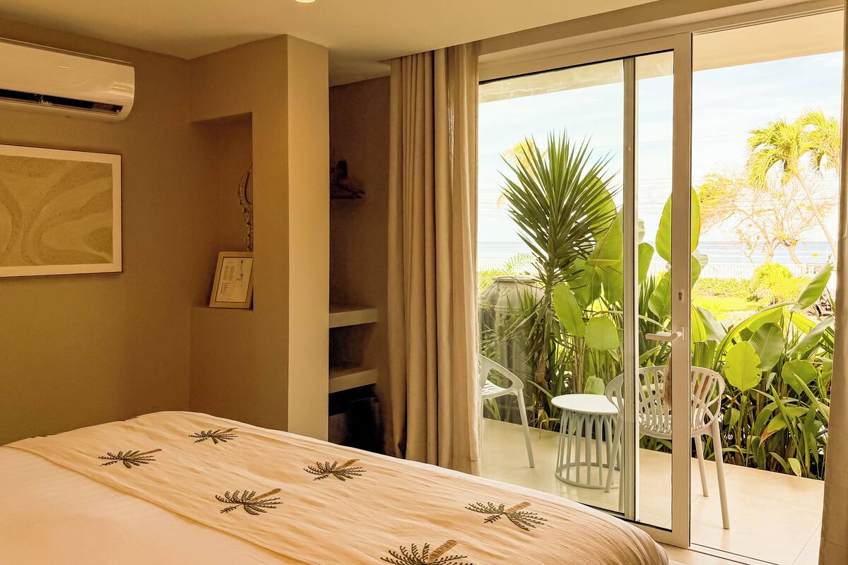 Deluxe Room, Sea View (Doble con Vista al Mar) | Premium bedding, minibar, in-room safe, desk