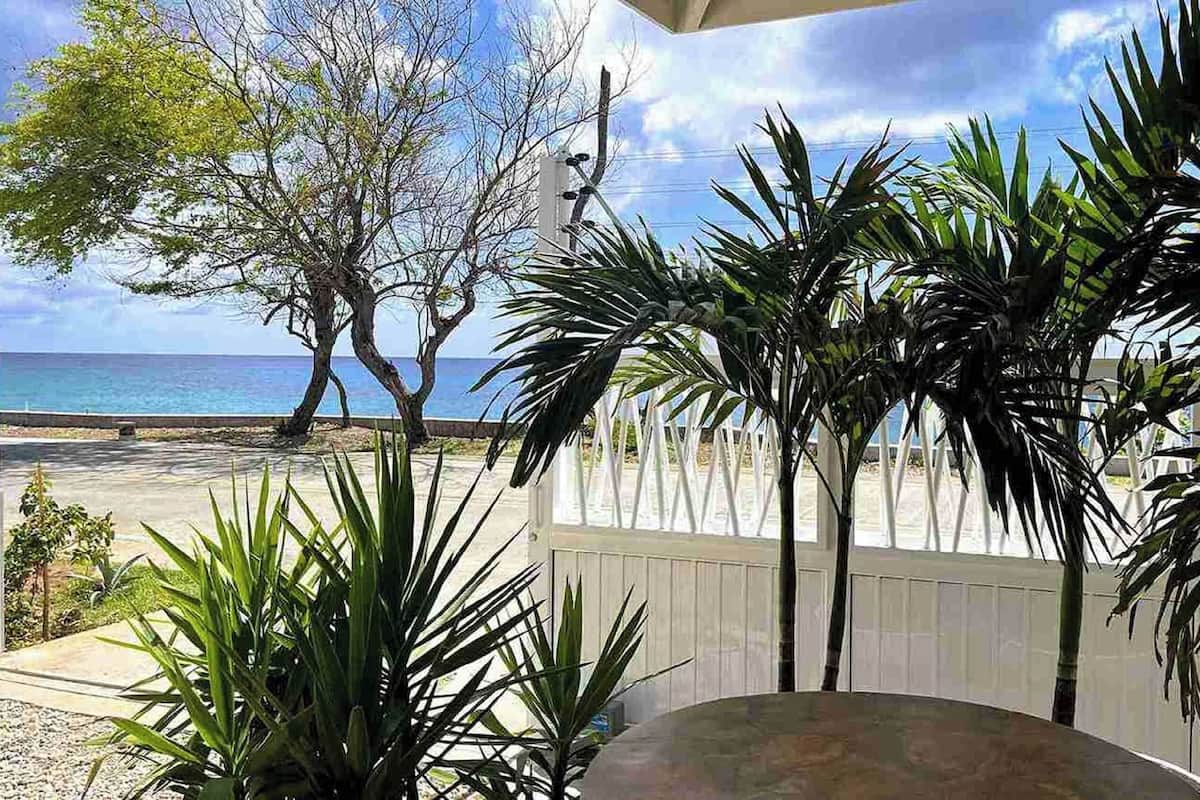 1 bedroom, premium bedding, minibar, in-room safe
