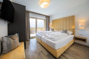 Chalet | 4 bedrooms, individually furnished, bed sheets