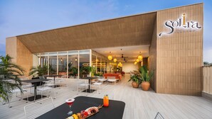 Tempat makan outdoor