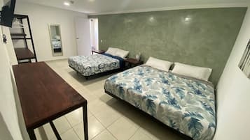 Comfort Double Room | Desk, free WiFi, bed sheets