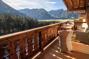 Chalet | Property grounds - Chalet in Neukirchen Near Ski Lift (Neukirchen am Grossvenediger)