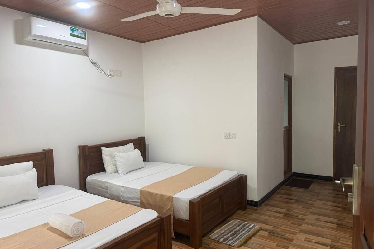 舒適雙床房 | 浴室 | 免費梳洗用品、提供毛巾、番梘、洗頭水