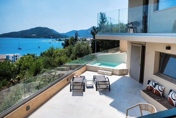 Junior Suite, Private Pool, Bay View | Terrace/patio - MANDRAGORAS ECO FRIENDLY (Perigiali)