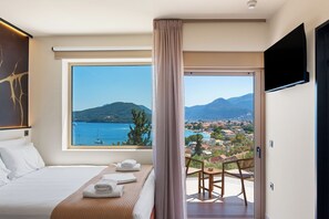 Superior Suite, 1 Queen Bed with Sofa bed, Sea View | Soundproofing, free WiFi - MANDRAGORAS ECO FRIENDLY (Perigiali)