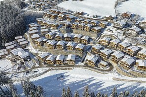 Chalet | Exterior - Chalet in Neukirchen Near Ski Arena Wildkogel (Neukirchen am Grossvenediger)