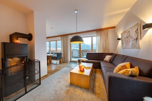 Chalet | Living area