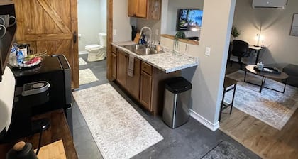 Tiny Excursion Cabin 4 - Huron Hideaway